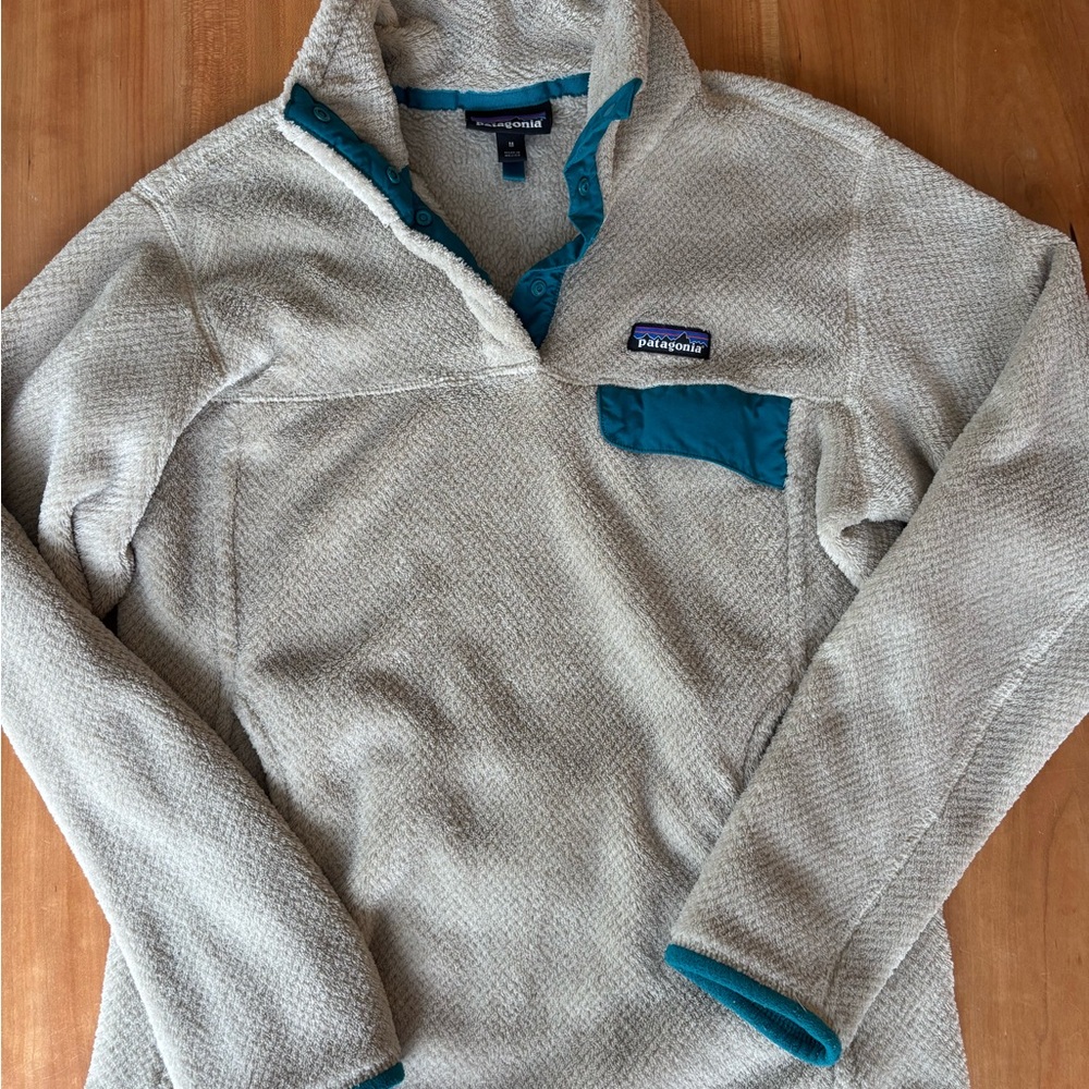 Patagonia Cream & Teal Fleece Pullover Women's Re-Tool Half-Snap Pullover Medium